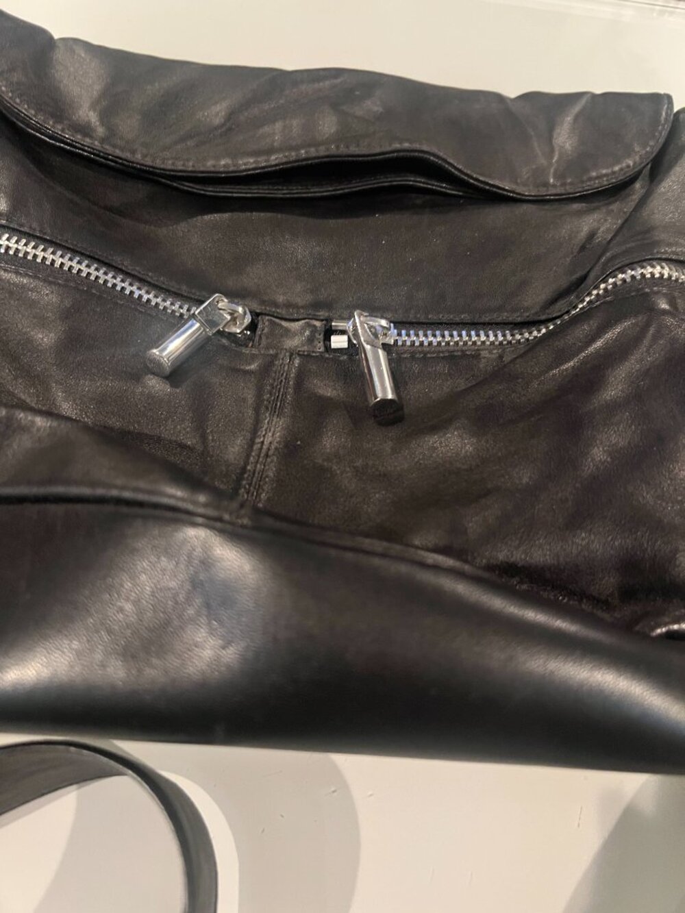 Elizabeth and James Black Leather Flap Crossbody Shoulder Bag Double Zip Silver - Picture 2 of 5